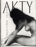 AKTY - 12 FOTOGRAFIÍ