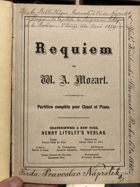 Requiem. Pour Chant et piano