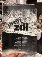 Proti zdi