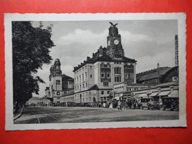 Praha - Prag - Prague, Wilsonovo nádraží, auto (pohled)