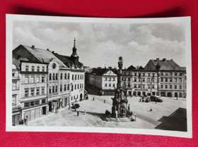 Jindřichův Hradec, náměstí, auto, autobus (pohled)