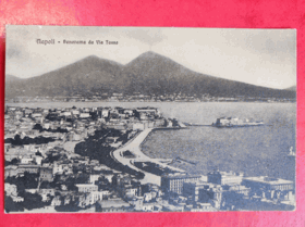 Neapol - Napoli - přístav (pohled)