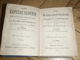 Nový kapesní slovník německo-český a česko-německý. Neues Taschenwörterbuch der deutschen ...