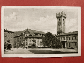 Trento. Piazza Duomo. Torre grande. Casa Rella. Palazzo Pretorio
