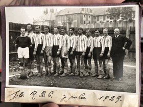 Orig.A6 fotografie Fotbal-vzadu jména hráčů