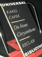 Die blaue Chrysantheme. Reclam Universal Bibliothek Band 244